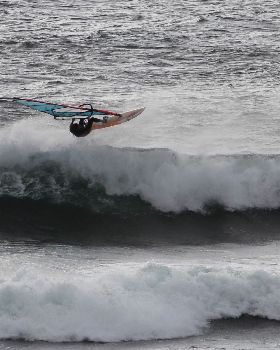 Windy Surfing