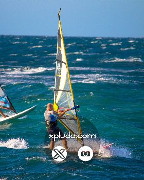 25/11/2015 - Cottesloe Beach - xpluda.com