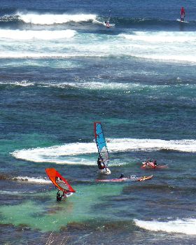Sat first heats / late sun and Monday offshore