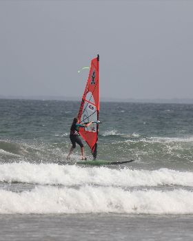 kids windsurfing Elli Halank age 10