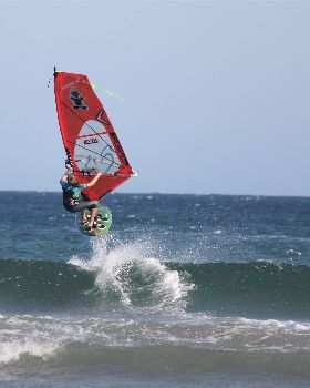 kids windsurfing Elli Halank age 10