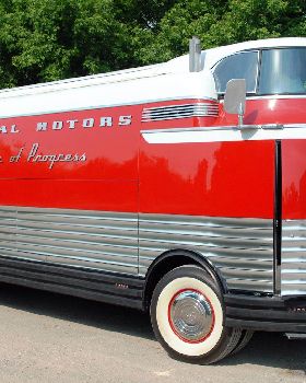 gm-futurliner-06