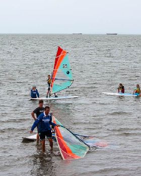 RQYS Windsurfing Come and Try Day