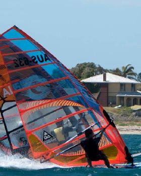 Close racing