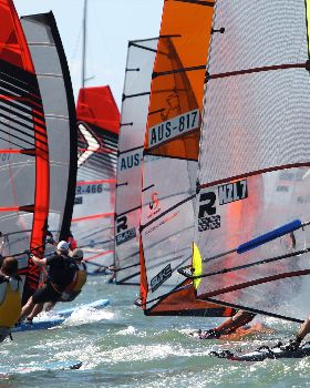 Raceboard Worlds Fleet action