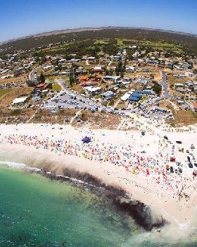 Start of the Ledge Point to Lancelin Marathon