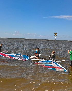 jnr league windsurfing course