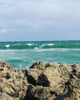 Botton turno - blue sail