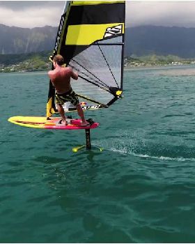 Windsurf foiling