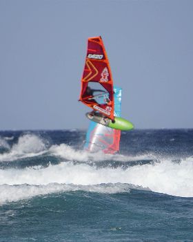 Cabezo wavesailing