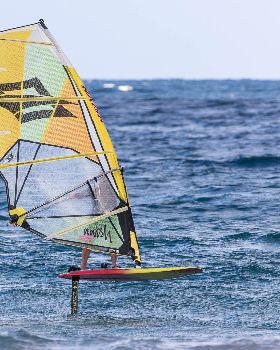 Lars Kleppich Wind Foiling