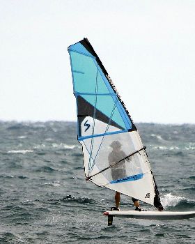 Foiling Cottesloe