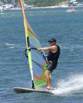 SE 20-25 knots