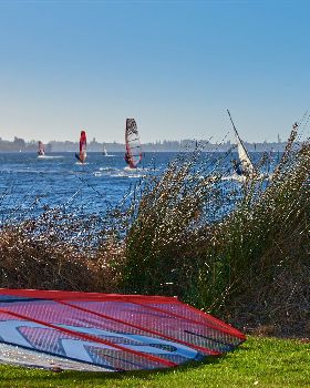 A few quick shots after a great afternoon windsurfing on the Swan River at Melville