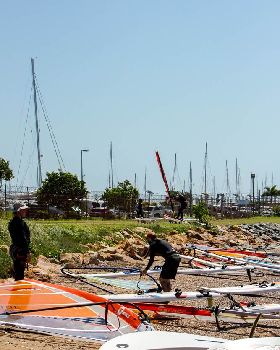 learn to windsurf