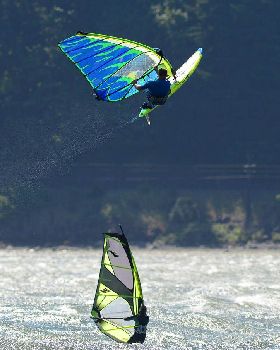 Windsurfing