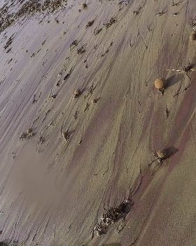 Garnet sand