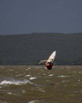The lake sessions - 35kts +