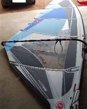 SF rigged for light wind