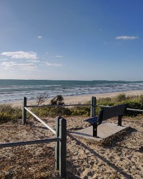 Robe - 31 Jan 19