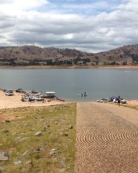 Hume Boat Ramp near Thurgoona