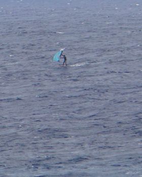 Guy, Bretto & Ash passing Hookipa