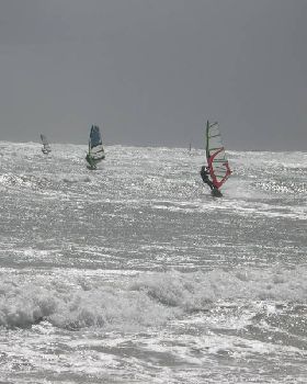 30+knots at seacliff 2/4/08