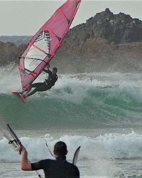 Sam Lynch freesurfing just hours before heats commence