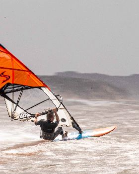 Point Danger windsurfing 19 Feb 2020