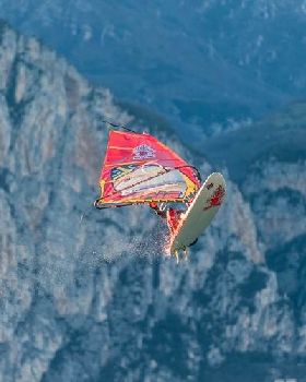f12-12-wind-windsurf-garda-fabio-calo