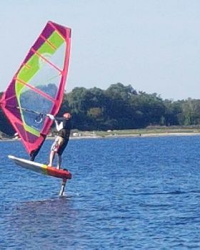 Foil Bounce 5,4 at 7-9 knots