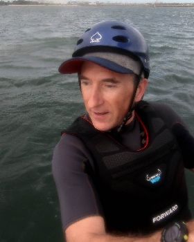 WindFoiling with Friends