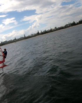 WindFoiling with Friends