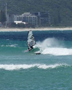 Wavesailing small Currumbin