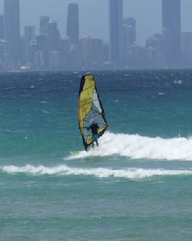 Wavesailing small Currumbin