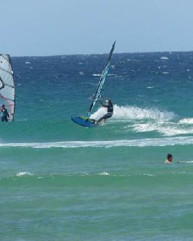 Wavesailing small Currumbin