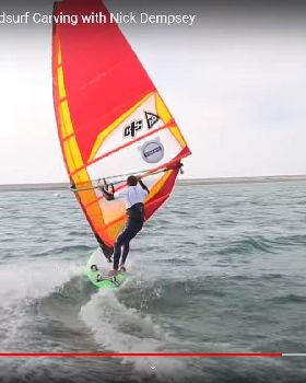 Gybe fin flip