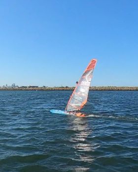 Early Spring day at the end of Winter 2022 with a lot of sails and wings out