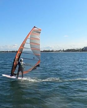 Early Spring day at the end of Winter 2022 with a lot of sails and wings out