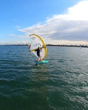 Early Spring day at the end of Winter 2022 with a lot of sails and wings out