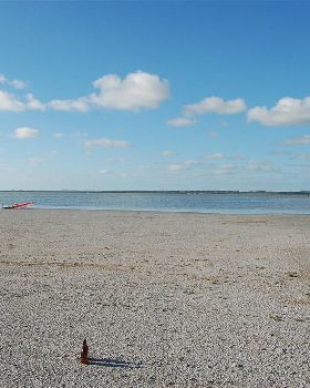 Lake George near Beachport. Not very windy.