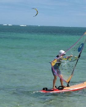 Daughter windsurfing in 1 hour
