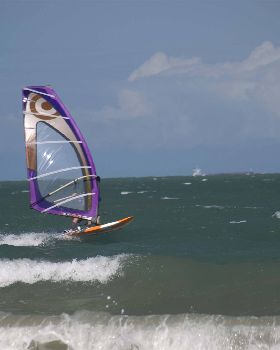 Salonika Beach (15-25kts)