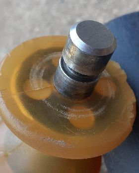 Speed universal and pin