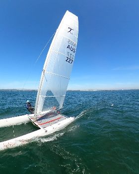 KCC Formula Foil and iQ Round 6 race