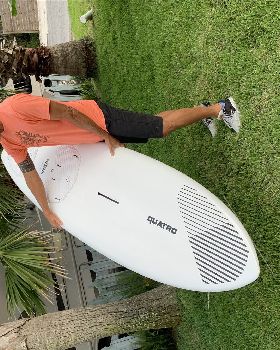 Quatro Custom