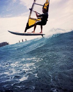 SEQ Wavesailing sign on day