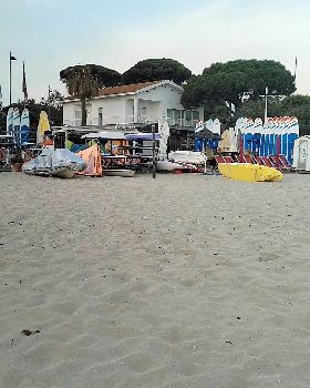 Albaria Windsurf rental avoid.