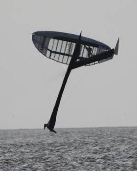 sailrocket looping