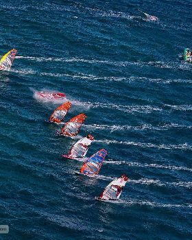 Snapping a fin at PWA Noumea
